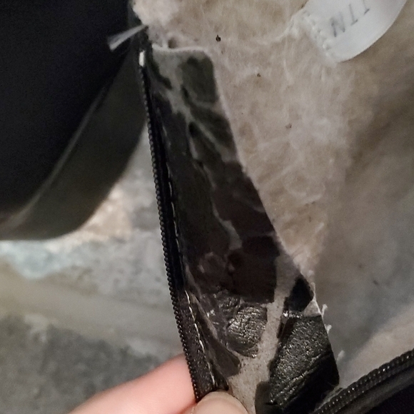 Outdorables Ankle Boots Womens Size 9 Shoes Faux Fur Daniels - Picture 9 of 11